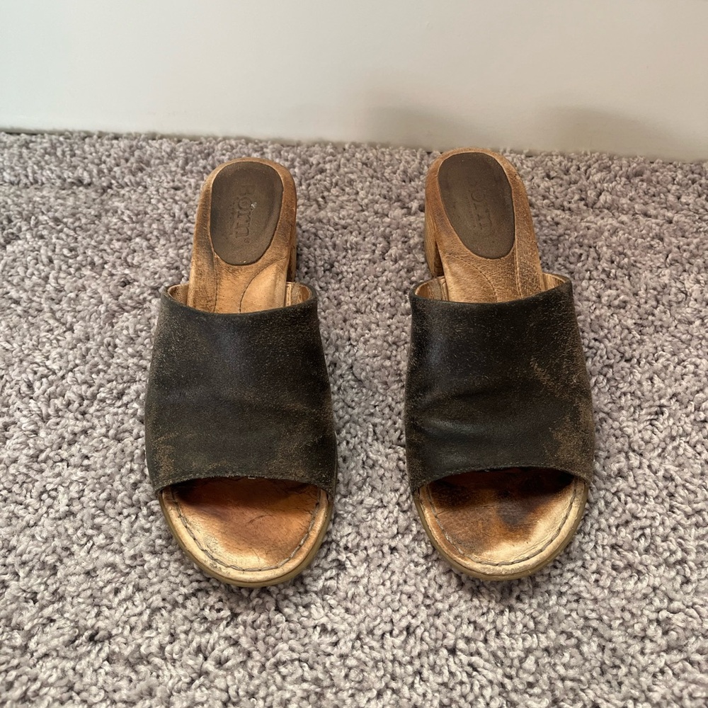 BORN Suede Leather Chunky Heel Sandals Mules